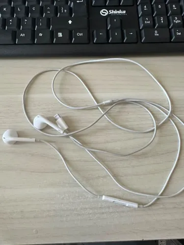 Fone de Ouvido Apple Original com Fio e Apenas Dias de Uso