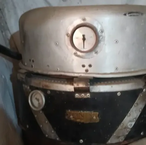 Vende-se 5 Fornos para Pizza