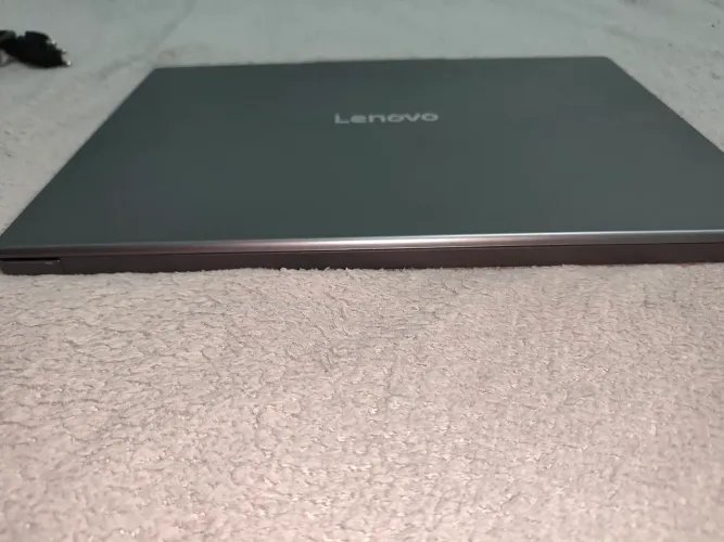 Vendo Lenovo slim 3