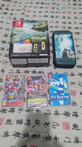 Nintendo Switch Versão Zelda só utilizado uma vez.