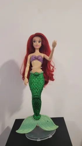 Disney Store A Pequena Sereia Ariel Deluxe Singing Doll