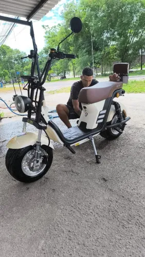 Vendo scooter elétrica estado de zero