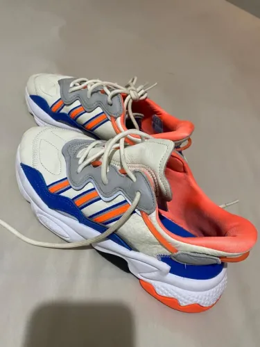 Tênis adidas original pouco uso
