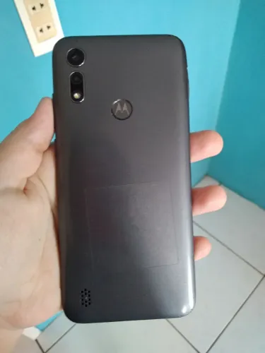 Vende-se celular