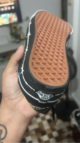 Tênis vans paid 