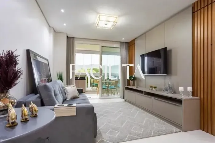 Apartamento com 3 suítes no bairro Jurerê Internacional, Florianópolis
