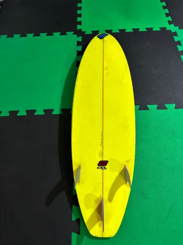 Prancha de Surf Mormaii 5?6?