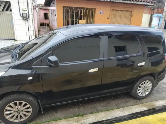Chevrolet Spin LT 1.8 8V Econo.flex 5P Aut. 2013