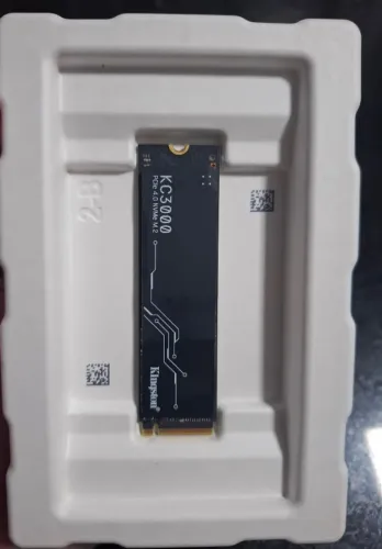 SSD M.2 NVMe 1TB Kingston KC3000 PCIe Gen4 (Saúde 96% / Impecável)