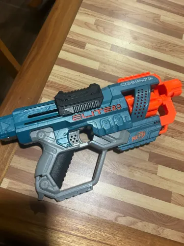 Nerf elite 2.0 commander 