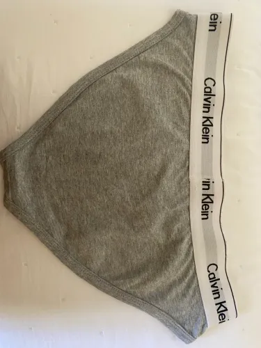 Calcinha calvin Klein - G