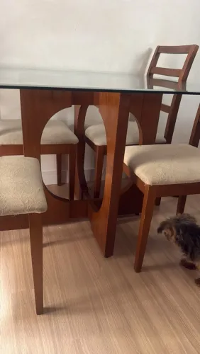 Vendo mesa 4 lugares