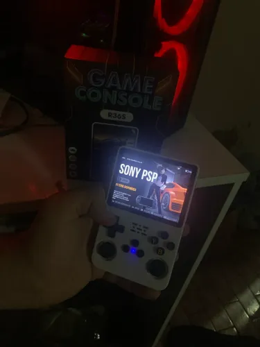 R36s vidio game portátil