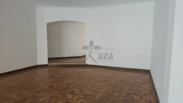 Oportunidade - Loja Comercial - Avenida Cidade Jardim - Bosque dos Eucaliptos - 90m².
