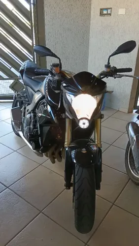 Vendo ou troco por camionete ou gs1250