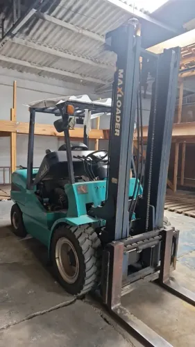 BARBADA!! EMPILHADEIRA MAX LOADER - 4 TON | DIESEL | ANO 2011