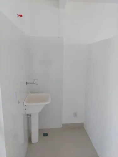 Apartamento Kitnet Itaperuna Bairro Niteroi com Varanda