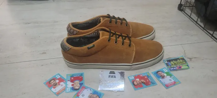 Tenis vans modelo dinamarquês tamanho 44