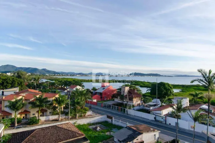 Apartamento com 1 dormitório à venda, 50 m² por R$ 420.212,77 - Cachoeira do Bom Jesus - F