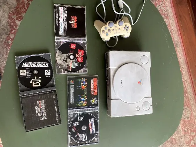 playstation 1 original Japones (travado) mais jogos originais