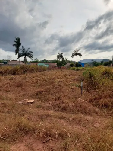Vendo terreno 10×30 rua resistencia bairro espírito santo
