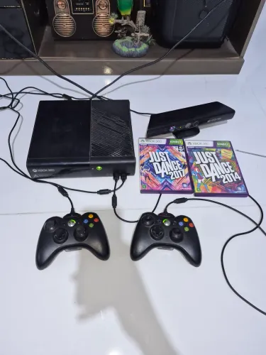 VENDO XBOX 360 SLIM + KIT COMPLETO!