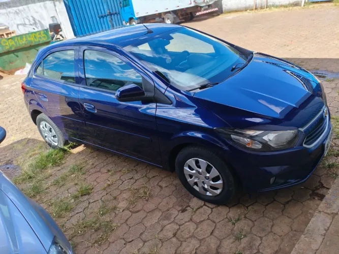 Chevrolet Onix Hatch LT 1.0 8V Flex Mec. 4P 2018