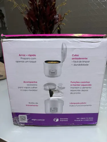 Panela de arroz ELÉTRICA RIZZO II - 700W - 10XÍCARAS