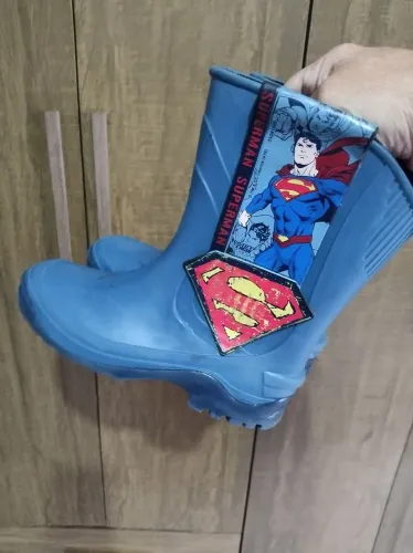 Bota de chuva infantil linha liga da justiça marca Grendene perfeito estado Divinópolis