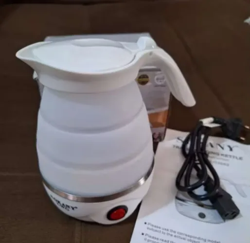 Chaleira eletrica 600ml retratil 110v