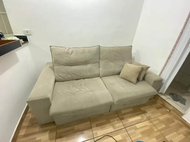 sofá retrátil grande 