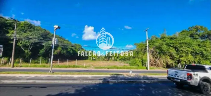 Terreno à venda em Itapuã