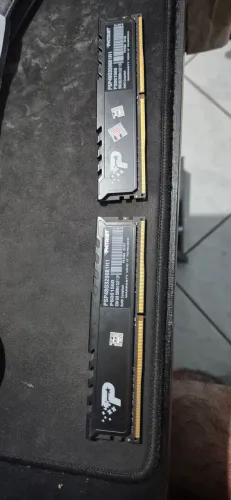 2x MEMORIA RAM 8GB 3200MHZ