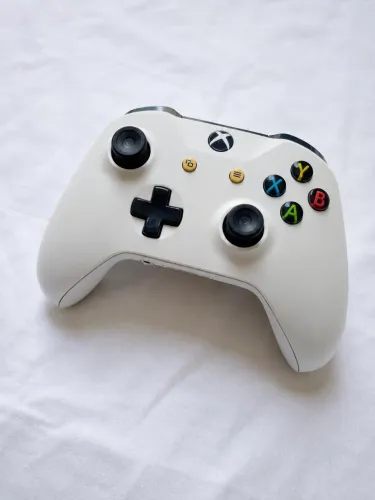 Controle Sem Fio Xbox Series XIS Robot White
