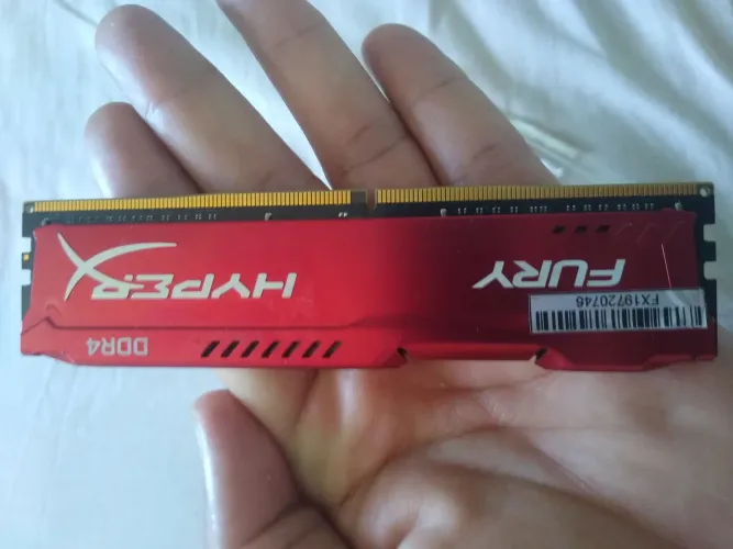 Vendo memória ram Hiper X Fury 16GB obs não faço venda online 