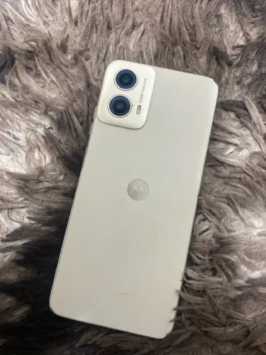 Moto G34 5G 256GB Branco ? 8 Meses de Uso + Carregador Original