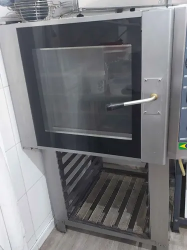 Forno Turbo Prática Technipan E125 + 5 Esteiras + Cavalete - Vapor - 380V