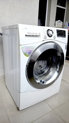 Máquina Lava E Seca Lg 8,5kg Prime Touch Frontal 127v