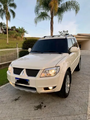Mitsubishi Pajero TR4 2.0/ 2.0 Flex 16V 4X4 Aut. 2011
