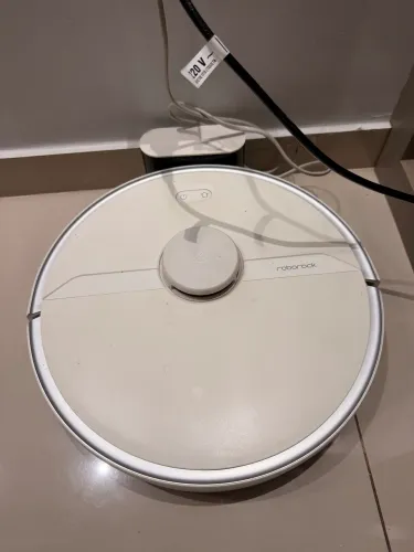 Vendo robo aspirador Roborock com mapeamento de ambiente