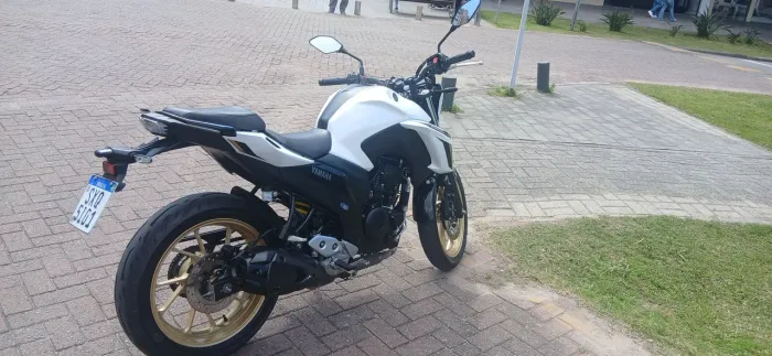 Fz 25 2025 único dono