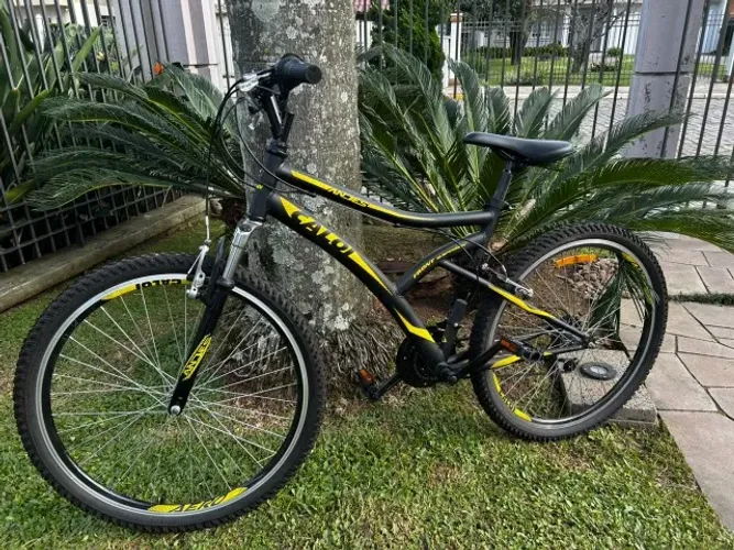 Bicicleta Caloi Andes Aro 26 Quadro de Aço 21 velocidades Preta/Amarela pouco usada