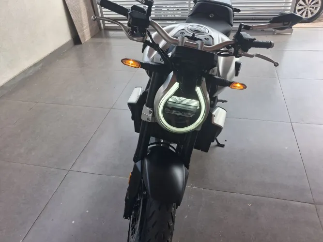CB 1000R SUPER NOVA