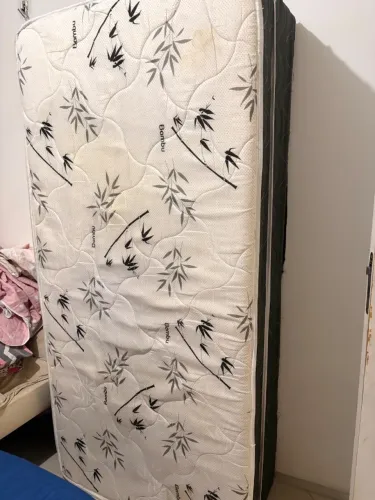 Cama solteiro