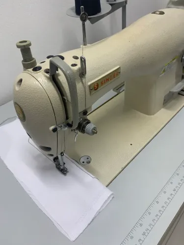 Máquina Reta Industrial
