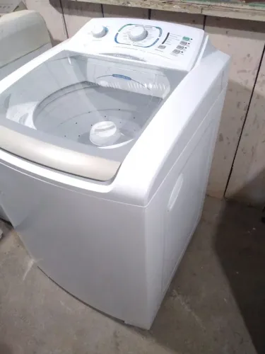 Maquina de lavar roupa