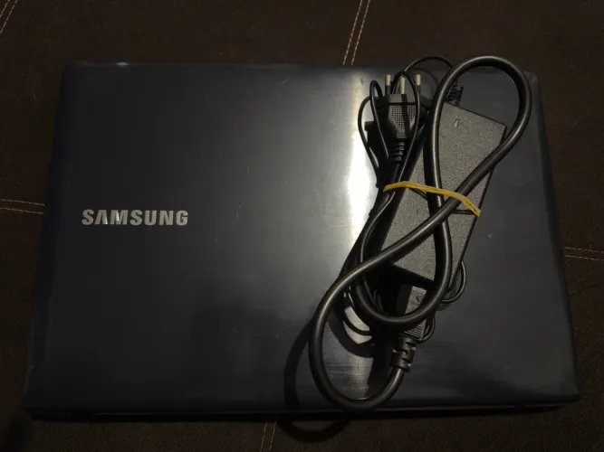 Notebook Samsung com SSD 240GB