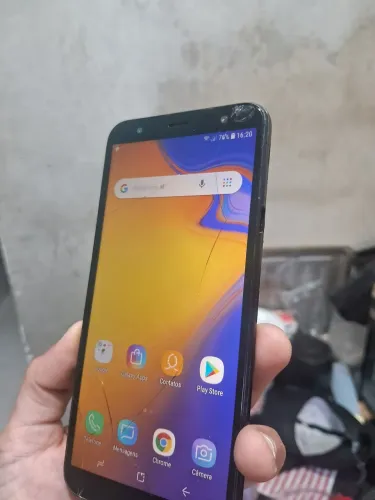 J4 core celular Leia