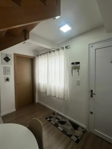 Destak vende sobrado! Entrada individual localizado no bairro charque