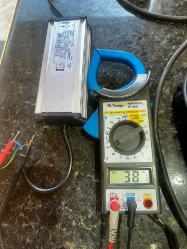 Vendo reator para refletor de led marca zagonel